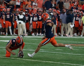 Placekicker Brady Denaburg enters transfer portal