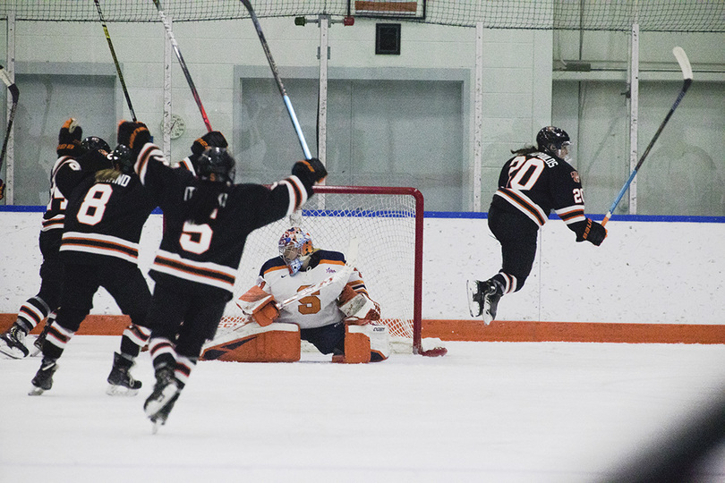 Syracuse trying to solve 3rd-period collapses